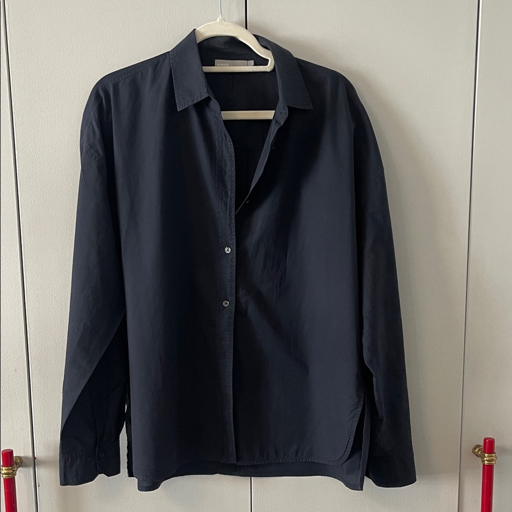 Vince woman’s Navy blouse